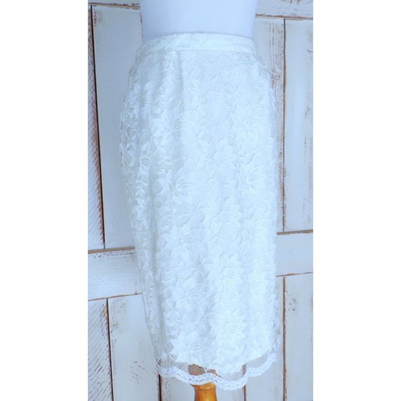 Vintage ivory lace knee length pencil skirt - waist 26 - Picture 4 of 7